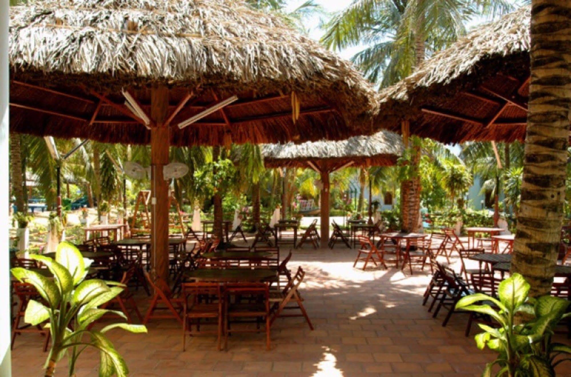 Palmira Beach Resort & Spa Mũi Né Buitenkant foto